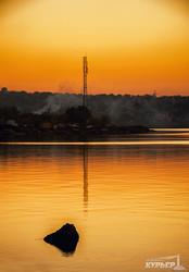 Последний закат сентября на Хаджибейском лимане (ФОТО)