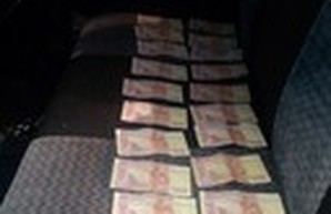 За взятку пограничник и таможенник отправятся в тюрьму