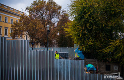 Как в Одессе ремонтируют Потёмкинскую лестницу (ФОТО)
