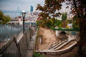 Как в Одессе ремонтируют Потёмкинскую лестницу (ФОТО)