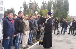 Первую партию одесских призывников отправили в войска