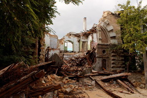 "Масонский дом" продолжает разрушаться (ФОТО)