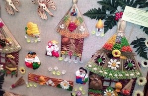 Одесские школьники устроили выставку творческих работ