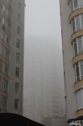 Туман поглотил Одессу и Черное море (ФОТО)