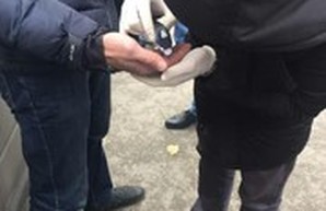 В Одессе на взятке задержали очередного чиновника