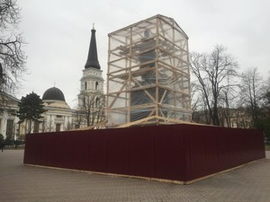 В Одессе завершается реставрация памятника генерал-губернатору Воронцову