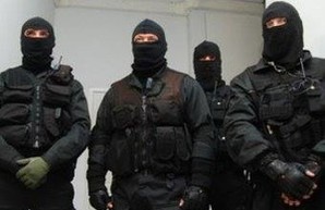 В офисе частного порта ТИС проходят обыски