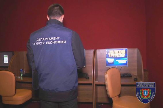 Полиция закрыла два нелегальных казино в Одессе