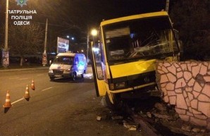 Виновник ДТП в Одессе - водитель пассажирского автобуса - был под кайфом? (ФОТО)