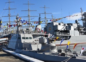 Бронированные артиллерийские катера "Аккерман" и "Бердянск" включили в состав ВМС (ФОТО)