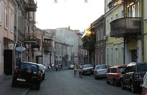 Исторический переулок в центре Одессы закрывают для автомобилей
