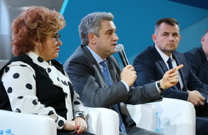 В Одессе проходит бизнес-форум "Украина - страна предпринимателей"(ФОТО)