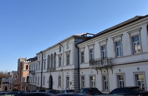 Как ремонтируют памятник архитектуры в центре Одессы (ФОТО)