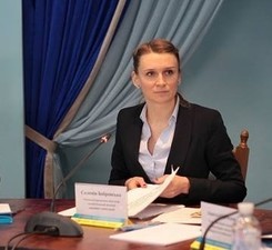 Громко хлопнуть дверью: эрзац-губернатор Одесской области накануне ухода решила обжаловать бюджет региона на 2017 год в суде