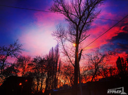 Заходящее солнце залило Одессу яркими красками (ФОТО)