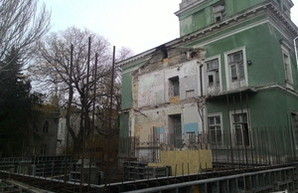 Бизнес Буд продолжает работы на скандальном участке одесского Французского бульвара (ФОТО, ВИДЕО)