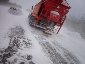 Непогода в Одесской области: из снежных заносов вытащили более 800 автомобилей
