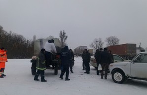 В Одесской области из снежного плена освобождены 938 автомобилей
