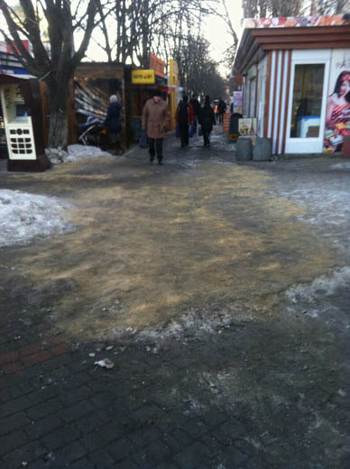 В Одессе уборка улиц от снега и наледи – на контроле городских властей