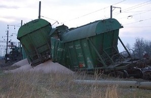 На Одесской железной дороге произошло крушение грузового состава