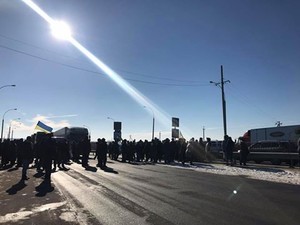 Жители Савранского района перекрыли трассу Одесса-Киев