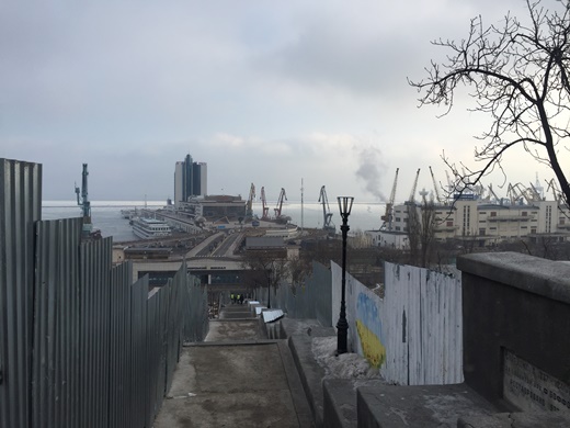C 31 января для завершения ремонтно-реставрационных работ движение пешеходов по Потёмкинской лестнице будет закрыто до конца апреля
