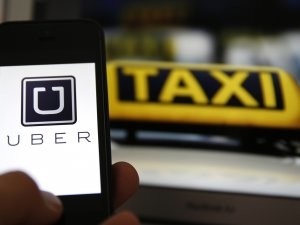 Такси Uber в Одессе обещает бесплатные поездки  до воскресенья