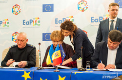 В Кишиневе подписали межправительственное Восточное Партнерство о сотрудничестве Украины и Молдовы на границе (ФОТО)