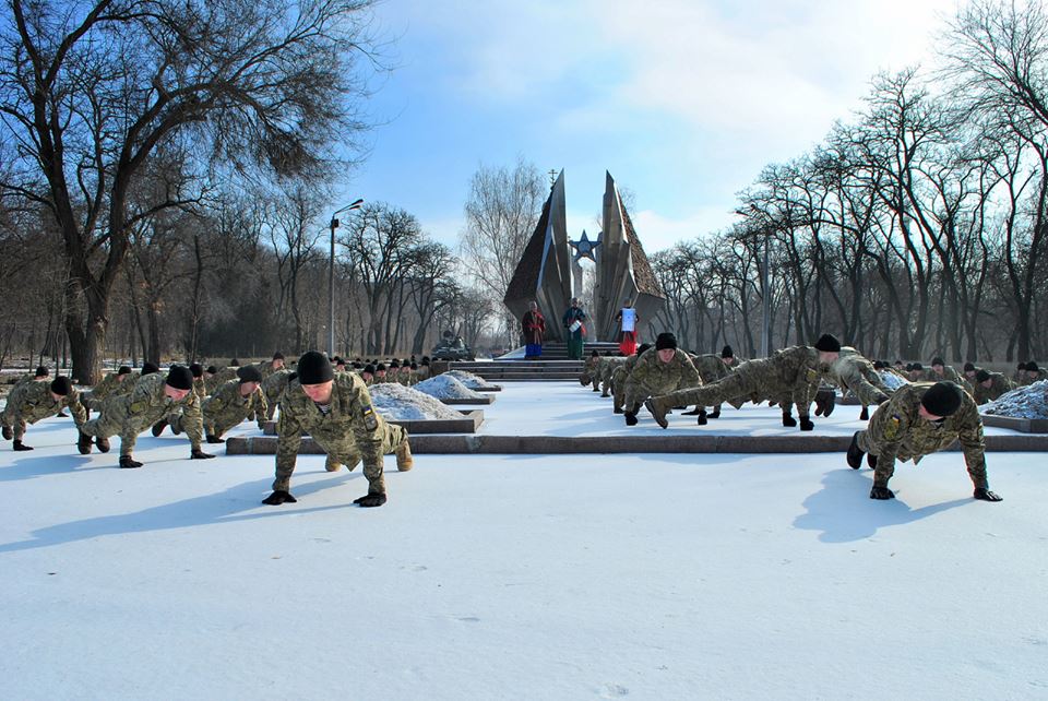 Артиллеристы ВМС Украины тоже отжались 22 раза