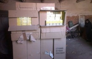 Одесские фискальщики выявили крупную партию контрафактных сигарет и алкоголя