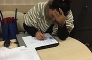 В Одессе на взятке "взяли" адвоката и работника суда (ФОТО)