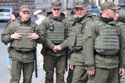 В Одессе возле Дюка прошел безмолвный митинг в память погибших героев АТО (ФОТО)