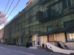 В Одессе ремонтируют фасады исторических зданий