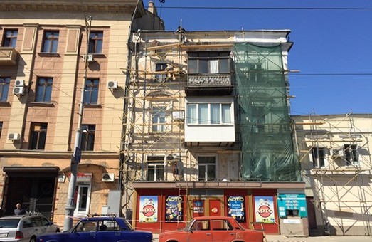 Фасады исторических зданий Одессы очистят от кондиционеров