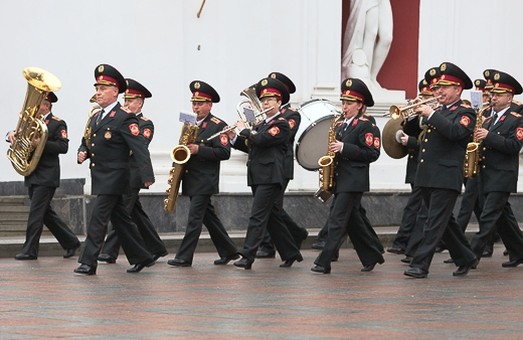 Восемь духовых оркестров одновременно заиграют во всех районах Одессы