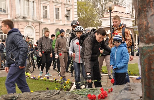 В Одесском порту состоялся велопробег