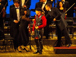 Черное и красное: в Одесской Опере сыграл Павел Шпорцл (ФОТО)