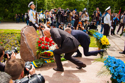 В сквере Небесной Сотни почтили память погибших в АТО (ФОТО)