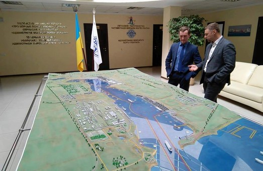 В Одессе обсудили проблемы коррупции в портах и на государственном уровне