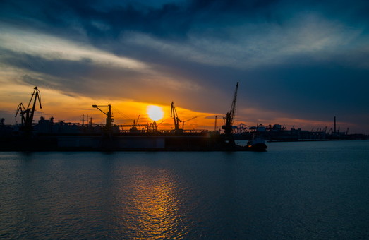 Порты Одесса, Южный и Николаев обработали больше всего грузов в этом году