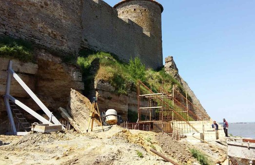 В Аккерманской крепости продолжаются реставрационные работы (ФОТО)