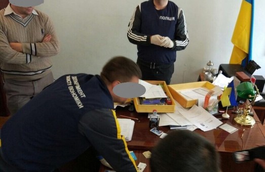 Глава РГА в Одесской области попался на взятке в 2000 долларов - выходит на свободу за миллион