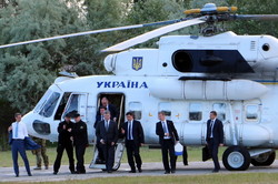 Как Порошенко на вертолете над Одесской областью летал (ФОТО, ВИДЕО)