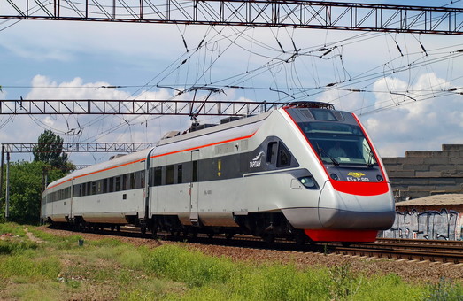 Скоростная железная дорога между Одессой и Киевом появится лишь через 5-10 лет