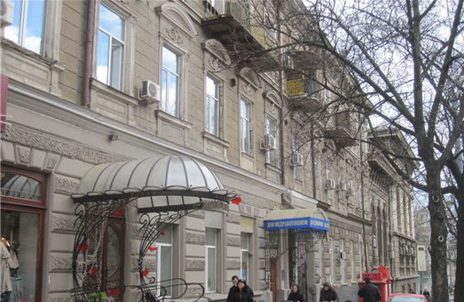 Одесская мэрия сдала в аренду памятник архитектуры - дом медработников