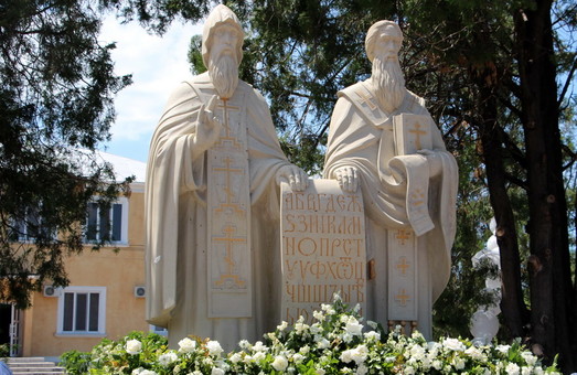 В Одесской области открыли памятник славянским просветителям (ФОТО)