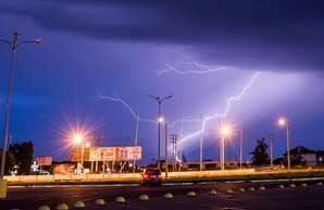 Ночная гроза прошла над Одессой накануне дня флота (ФОТО)