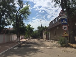 Одесская мэрия взялась благоустраивать улицу Мазепы на Слободке (ФОТО)