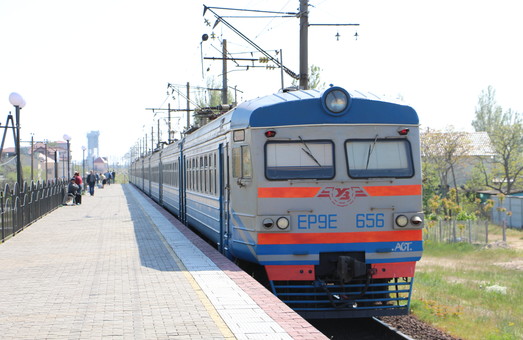 Железная дорога снова запускает вечерний экспресс из Одессы на Затоку и Белгород-Днестровский