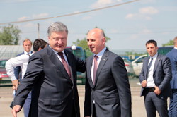 Петр Порошенко и Павел Филип открыли совместный контроль на украино-молдавской границе в Одесской области (ФОТО)